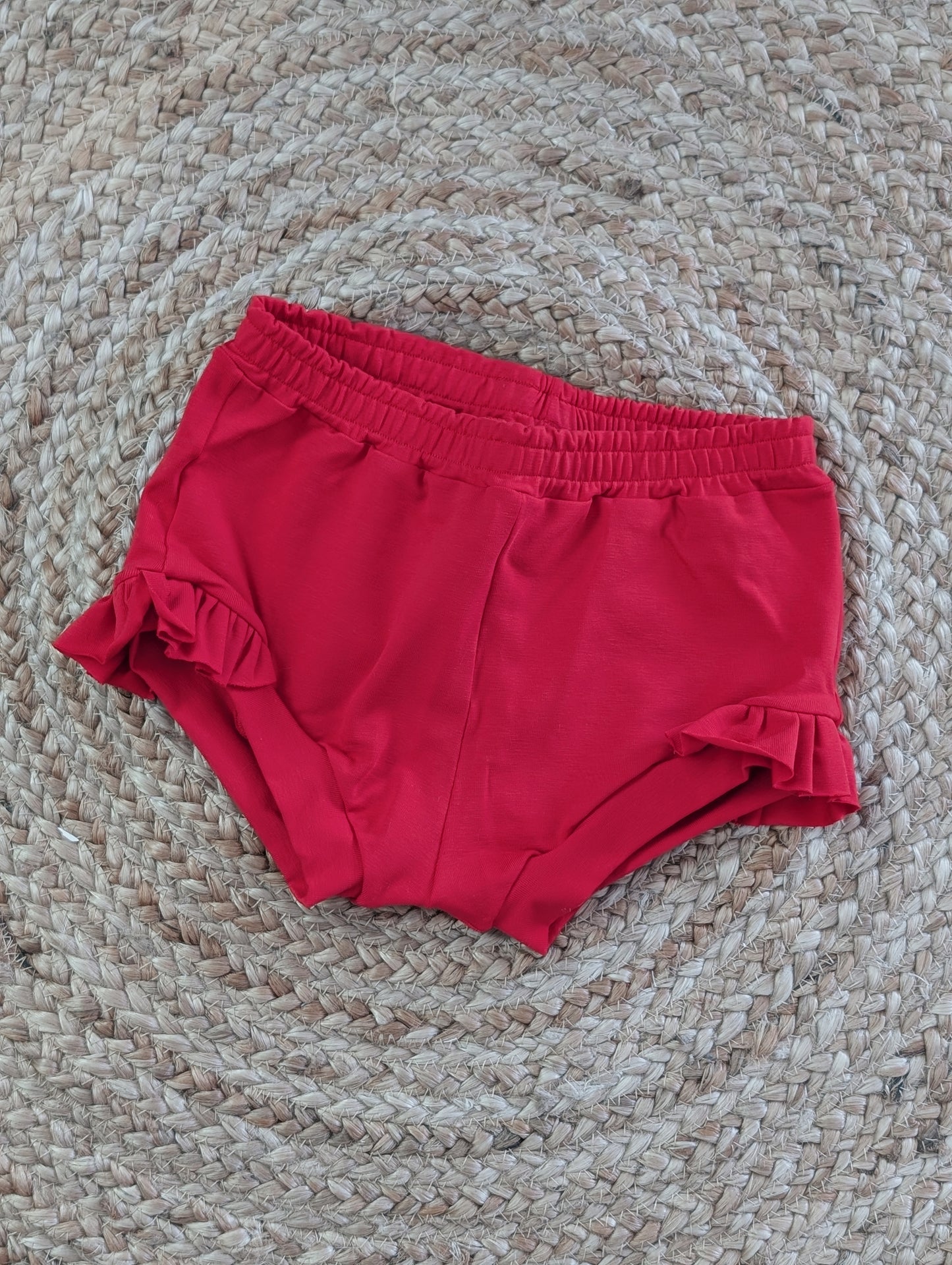 Short froussé rouge